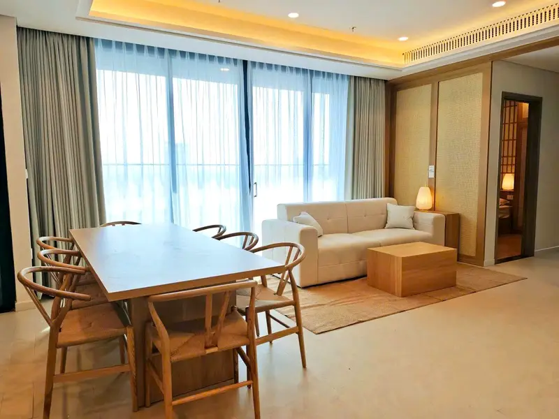 Panoma 1, 3-bedroom apartment, living room